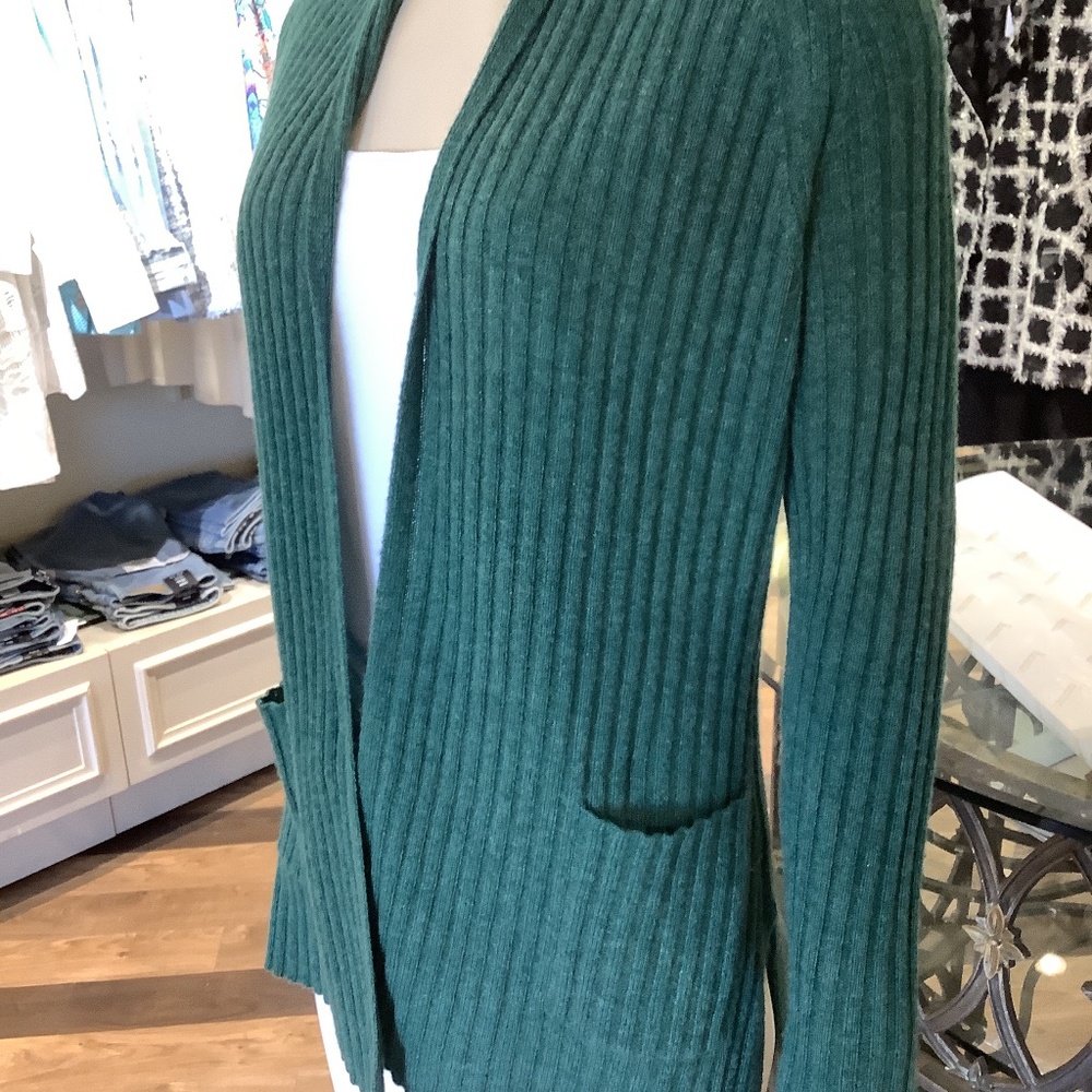 100% cashmere. Forest green ribbed cardigan. Fabulous , soft , gorgeous